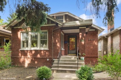 Beach Home For Sale in Chicago, Illinois