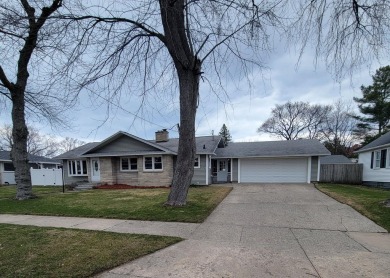 Beach Home Sale Pending in Manistee, Michigan