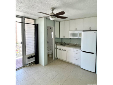 Beach Condo For Sale in Honolulu, Hawaii