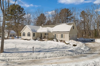 Beach Home For Sale in Boothbay, Maine
