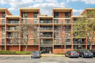 Beach Condo For Sale in Chicago, Illinois