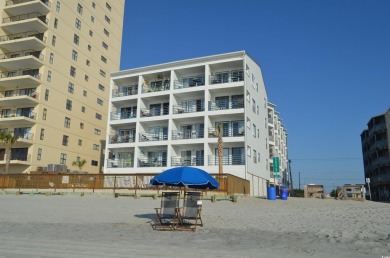 Beach Condo For Sale in Garden City Beach, South Carolina