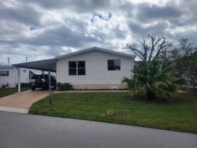 Beach Home For Sale in West Palm Beach, Florida
