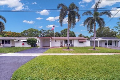 Beach Home Active Under Contract in Hollywood, Florida