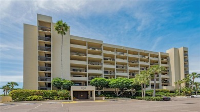 Beach Condo For Sale in Longboat Key, Florida