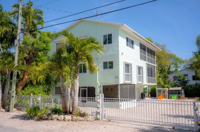 Beach Home For Sale in Key Largo, Florida