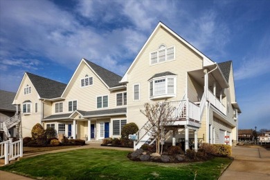 Beach Condo For Sale in Freeport, New York