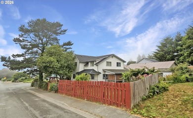Beach Home For Sale in Brookings, Oregon