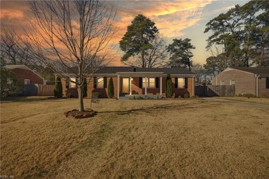 Beach Home For Sale in Portsmouth, Virginia