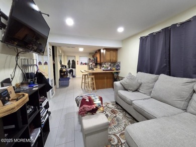 Beach Condo For Sale in Keansburg, New Jersey