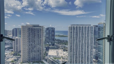 Beach Condo For Sale in Honolulu, Hawaii