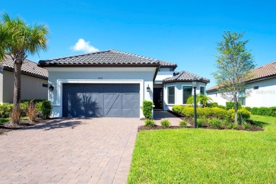 Beach Home For Sale in Bradenton, Florida