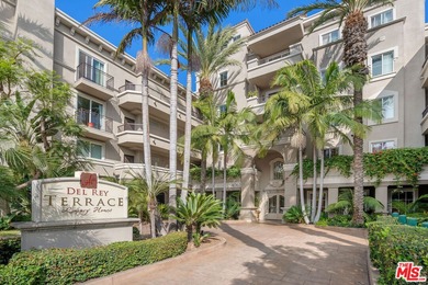 Beach Condo Active Under Contract in Marina Del Rey, California