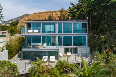 One of the most exquisite architectural properties in Malibu - Beach Home for sale in Malibu, California on Beachhouse.com
