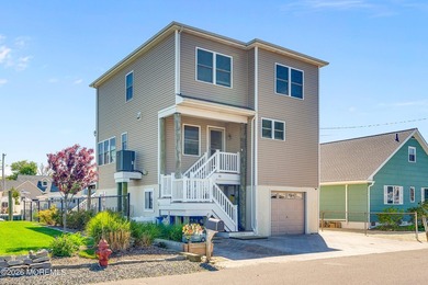 Beach Home For Sale in Waretown, New Jersey