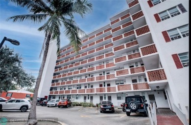 Beach Condo For Sale in North Miami Beach, Florida