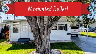 Beach Home For Sale in Ruskin, Florida