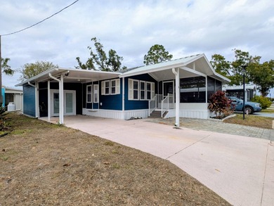 Beach Home For Sale in Ruskin, Florida
