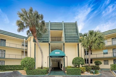 Beach Condo For Sale in Tamarac, Florida