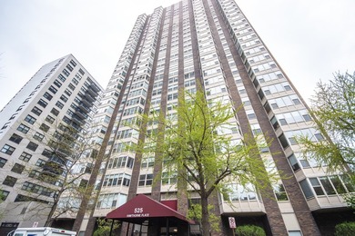 Beach Condo For Sale in Chicago, Illinois
