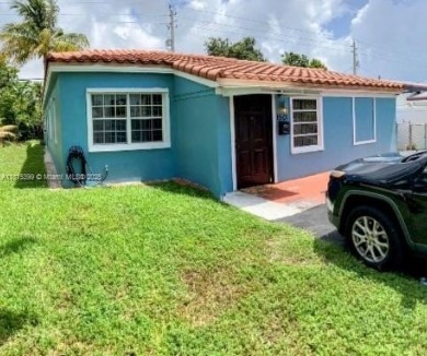 Beach Townhome/Townhouse For Sale in North Miami Beach, Florida