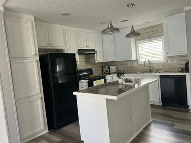 Beach Home For Sale in West Palm Beach, Florida