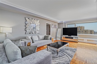 Beach Home For Sale in Bronx, New York