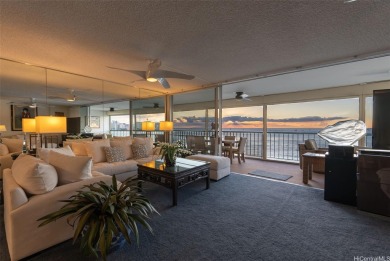 Beach Condo For Sale in Honolulu, Hawaii