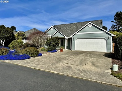 Beach Home For Sale in Florence, Oregon