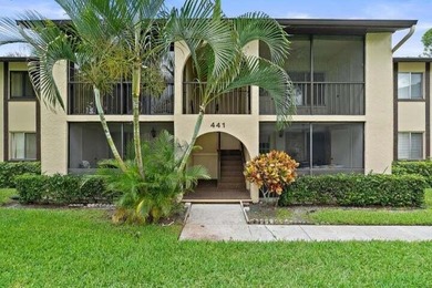 Beach Condo For Sale in Greenacres, Florida