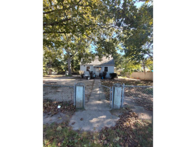 Beach Home Sale Pending in Mastic Beach, New York