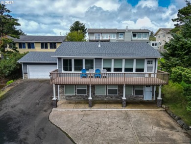 Beach Home For Sale in Newport, Oregon