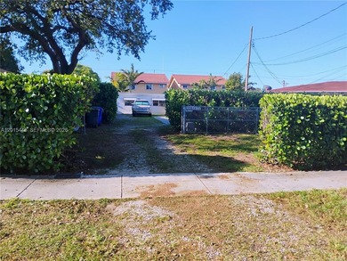 Beach Home For Sale in Hollywood, Florida