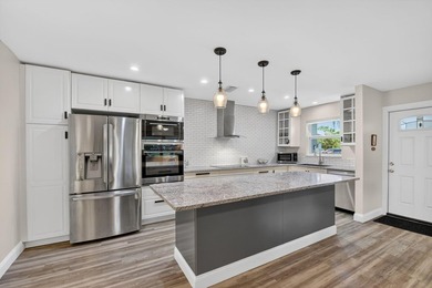 Beach Home For Sale in Delray Beach, Florida