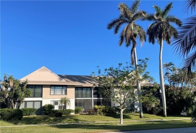 Beach Apartment For Sale in Naples, Florida