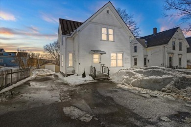 Beach Home For Sale in Rockland, Maine