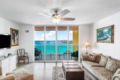 Beach Condo For Sale in Riviera Beach, Florida