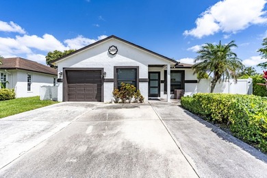 Beach Home For Sale in Boynton Beach, Florida