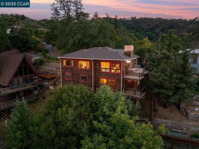 Beach Home For Sale in Martinez, California