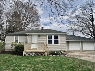 Beach Home Sale Pending in Holland, Michigan