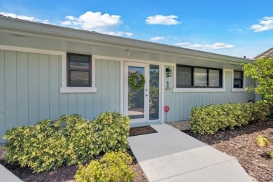 Beach Townhome/Townhouse For Sale in Jupiter, Florida