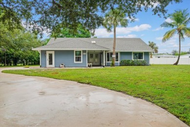 Beach Home For Sale in Palm Beach Gardens, Florida