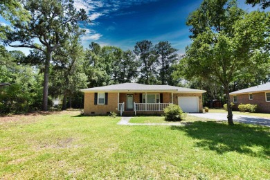 Beach Home For Sale in Pawleys Island, South Carolina