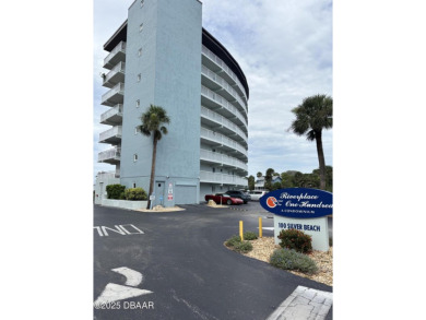 Beach Condo For Sale in Daytona Beach, Florida