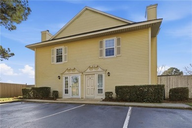 Beach Townhome/Townhouse For Sale in Virginia Beach, Virginia