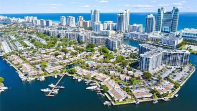Beach Condo For Sale in Hallandale Beach, Florida