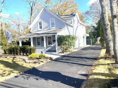 Beach Home For Sale in Center Moriches, New York