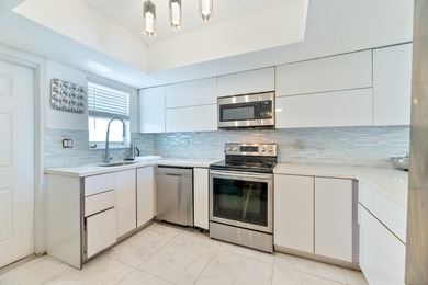 Beach Condo Sale Pending in Fort Lauderdale, Florida