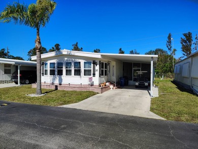 Beach Home For Sale in Nokomis, Florida