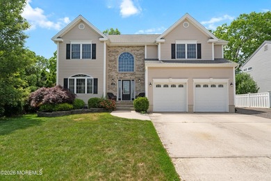 Beach Home Sale Pending in Manahawkin, New Jersey